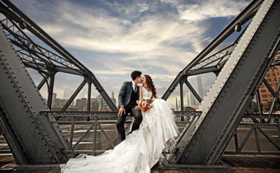 上海婚纱外景拍摄地2019 外景婚纱照拍摄姿势