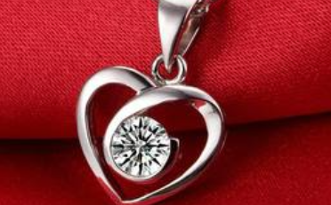 订婚项链怎么选 订婚项链一般多少克