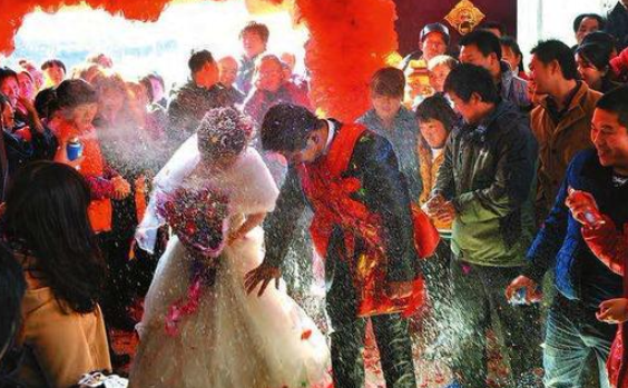 农村举办婚礼需要多少钱 农村办婚礼大概要多少钱