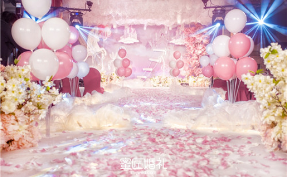 婚礼粉色主题布置 粉色主题婚礼效果图