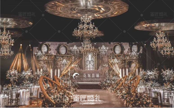 高端婚礼现场图 豪华梦幻主题婚礼布置图片