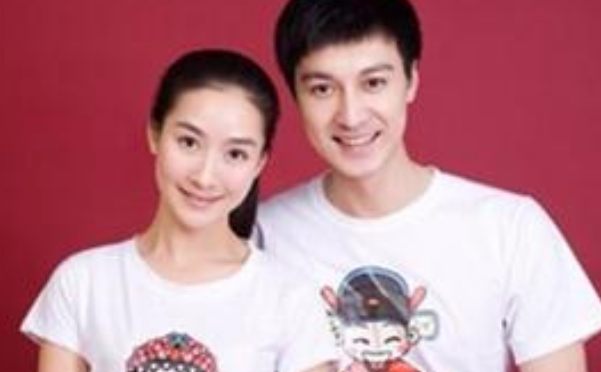 拍摄结婚证件照穿什么 结婚证件照拍摄要注意哪些