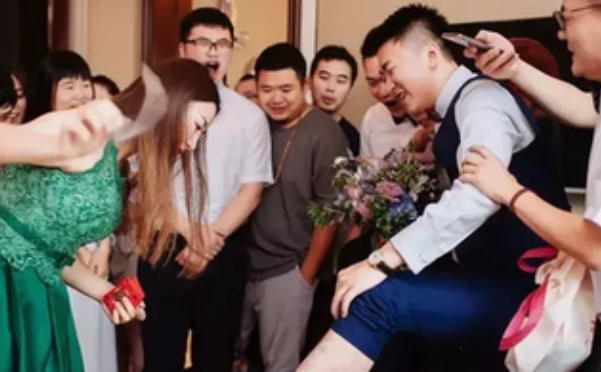 结婚迎亲游戏有哪些 结婚怎么“对付”新郎
