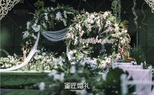 夏季婚礼主题策划 主题婚礼现场布景