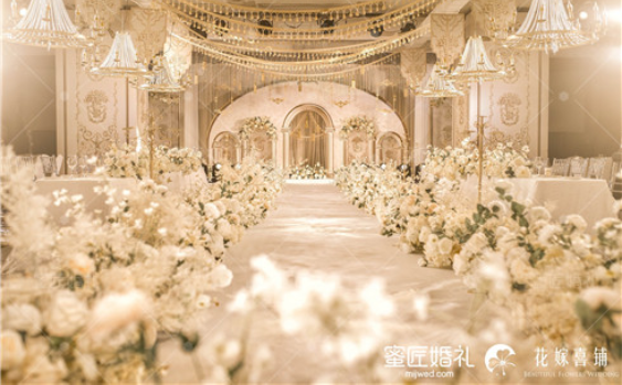 通知结婚群发短信 女方结婚邀请群发短信范文