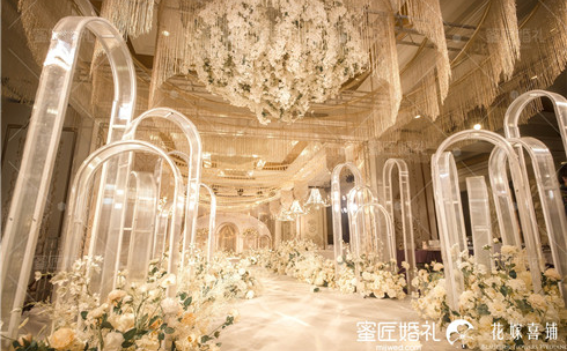 粉色主题婚礼策划案 粉色主题婚礼布置要点