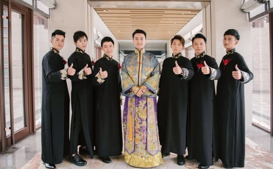 伴郎服装怎么搭配 伴郎服装搭配推荐