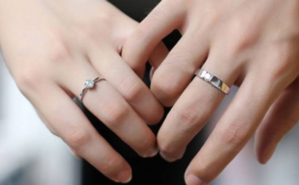 钻戒真假怎么分辨 原来这么简单