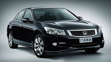 武汉广本雅阁 车身颜色-黑 超越稳健婚车租赁