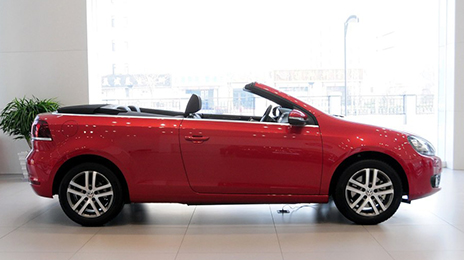 连云港高尔夫敞篷 车身颜色-红 优雅耿直的浪漫婚车租赁