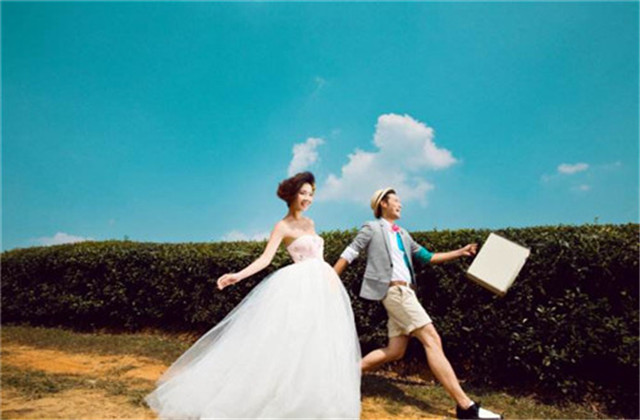 结婚不办酒席好吗 结婚不办酒席有什么讲究