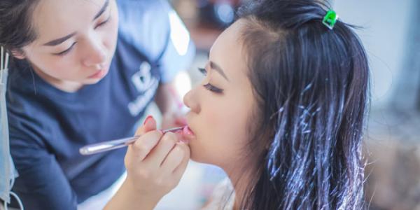 好的婚礼跟妆师 婚礼跟妆师价格