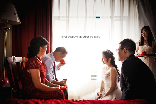 结婚当天都有什么习俗 结婚满月有什么风俗