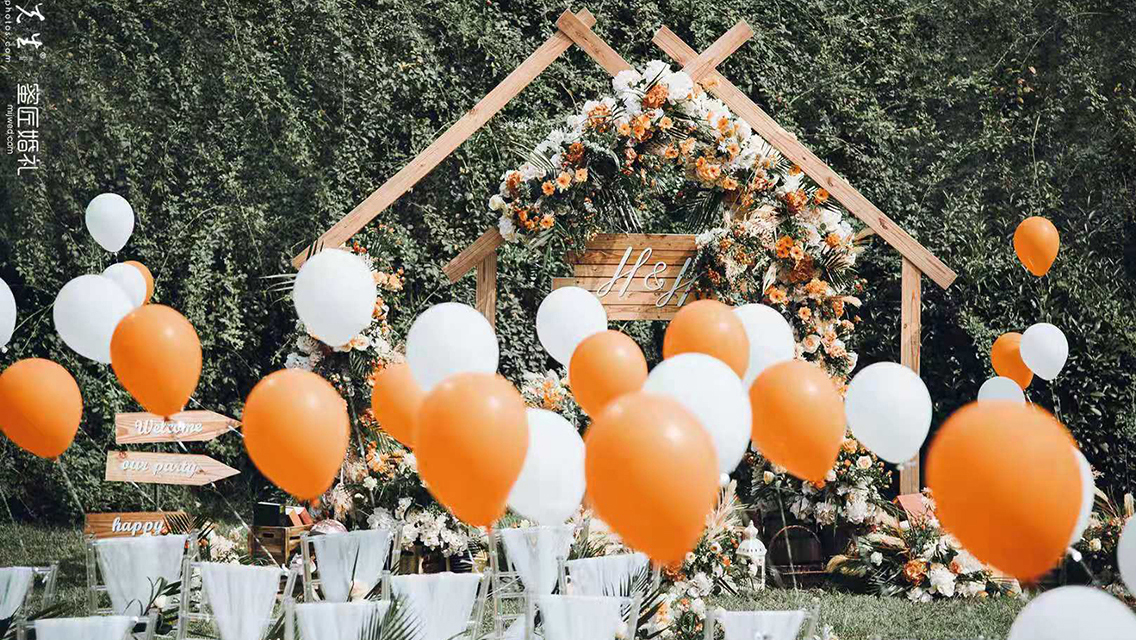 知道了这些，户外婚礼下雨也不用慌！