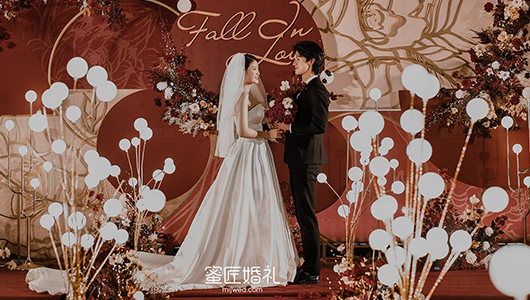 西式浪漫复古婚礼，尽情释放爱的热情！