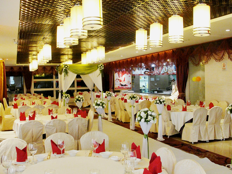 中油花园酒店婚宴预订