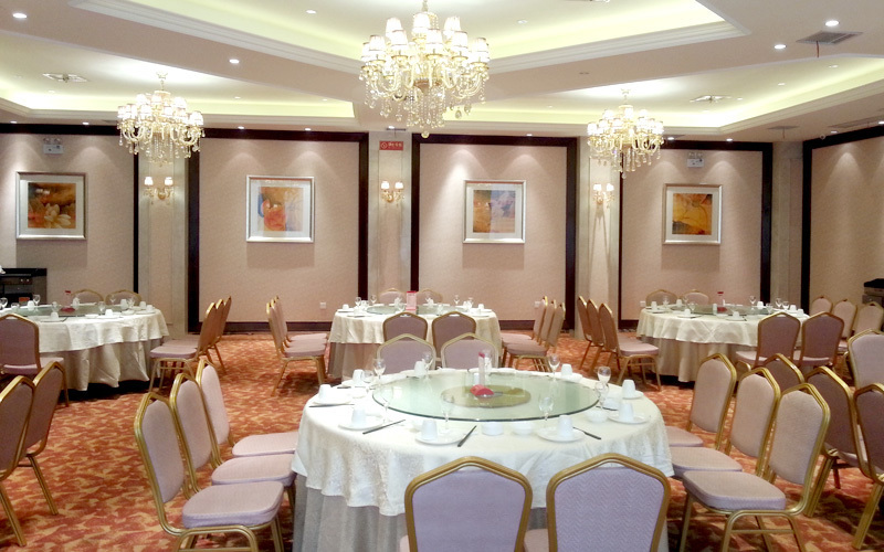 青莲酒家(八一路店)