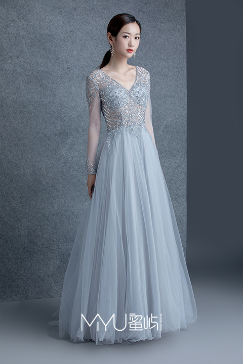 礼服时尚大气钉珠礼服