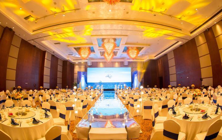 深圳好日子皇冠假日酒店婚宴预订