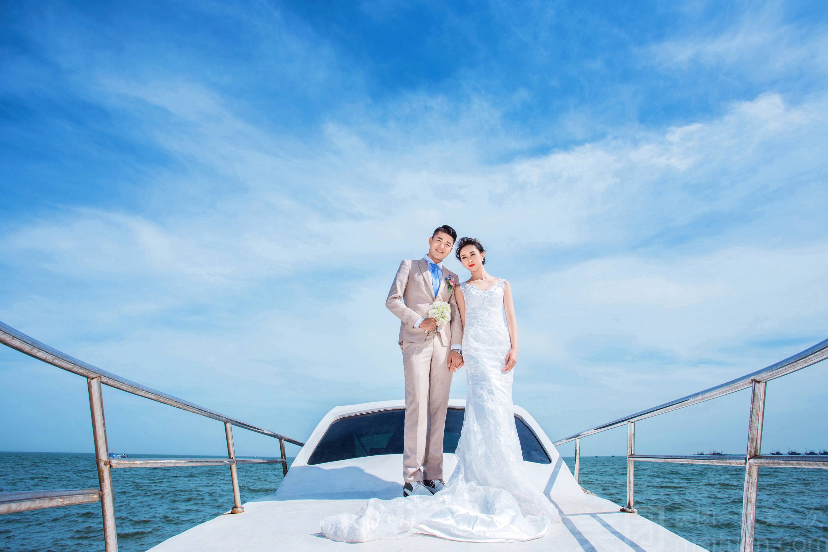 女友生日朋友圈搞笑说说 女友生日朋友圈文字