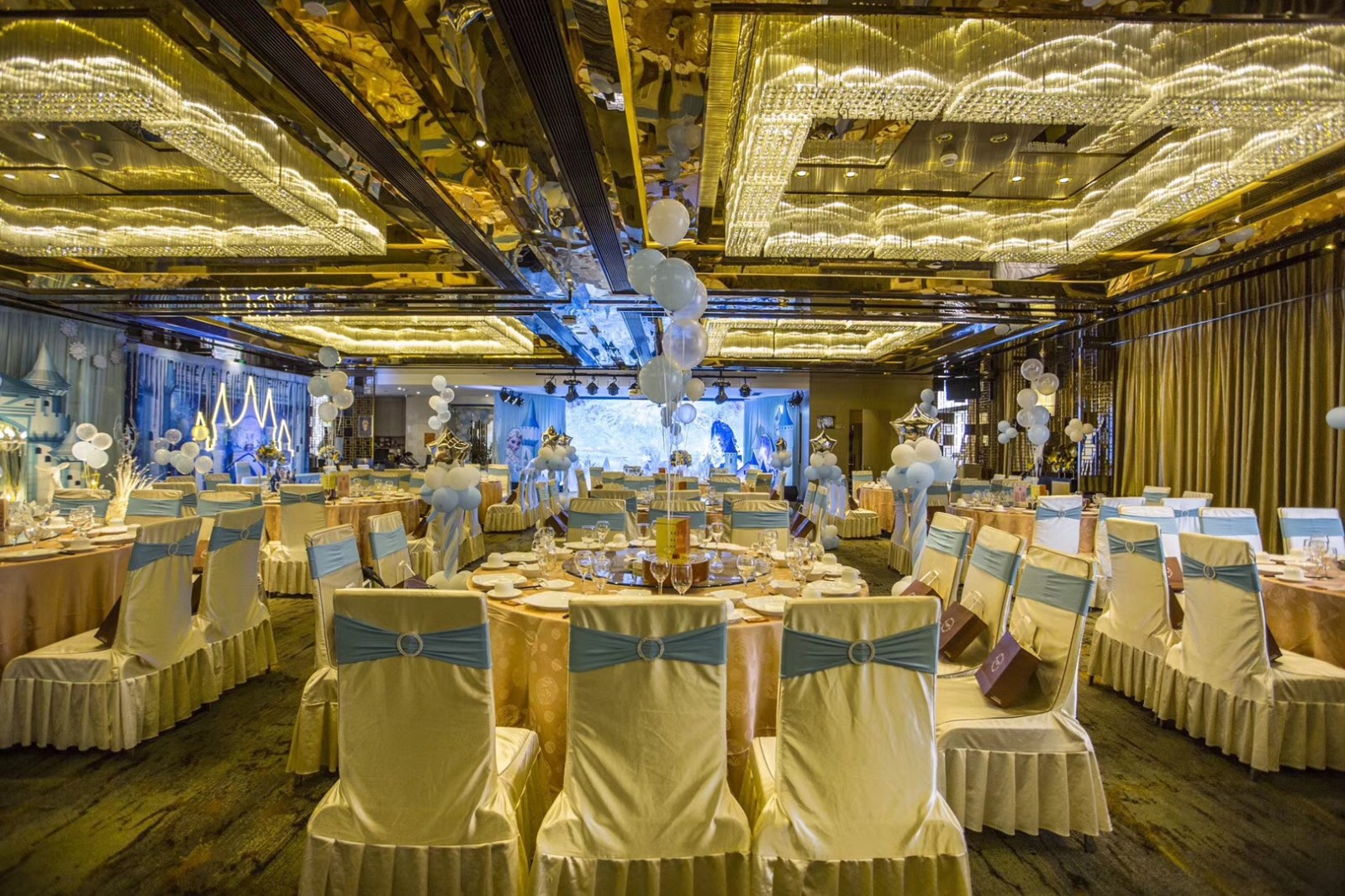 婚宴酒店选择注意事项 预定婚宴酒店注意事项