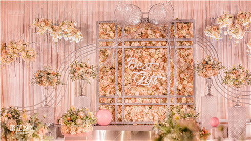 新婚祝福语创意8字 结婚祝福语8个字搞笑