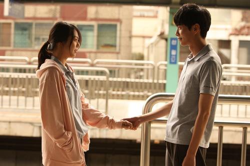 情侣之间很甜的情话短句 情侣间较温馨的情话