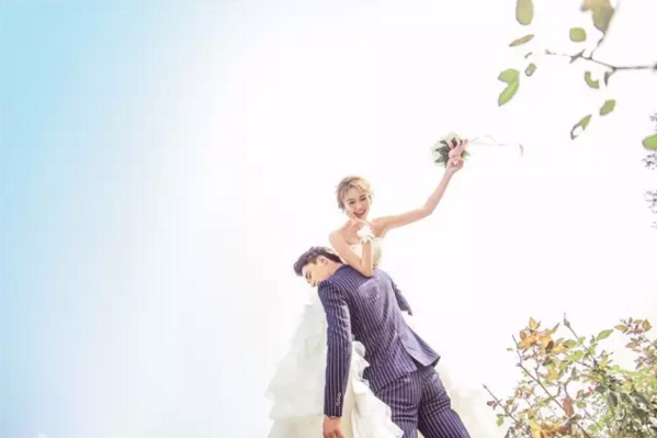 婚纱照价格一般是多少 普通婚纱照多少钱