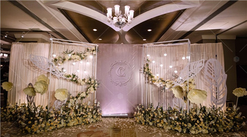 对新婚夫妇的祝福语 送给新婚夫妇创意祝福语