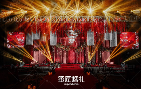 订婚是怎样的过程 农村订婚是怎么定的