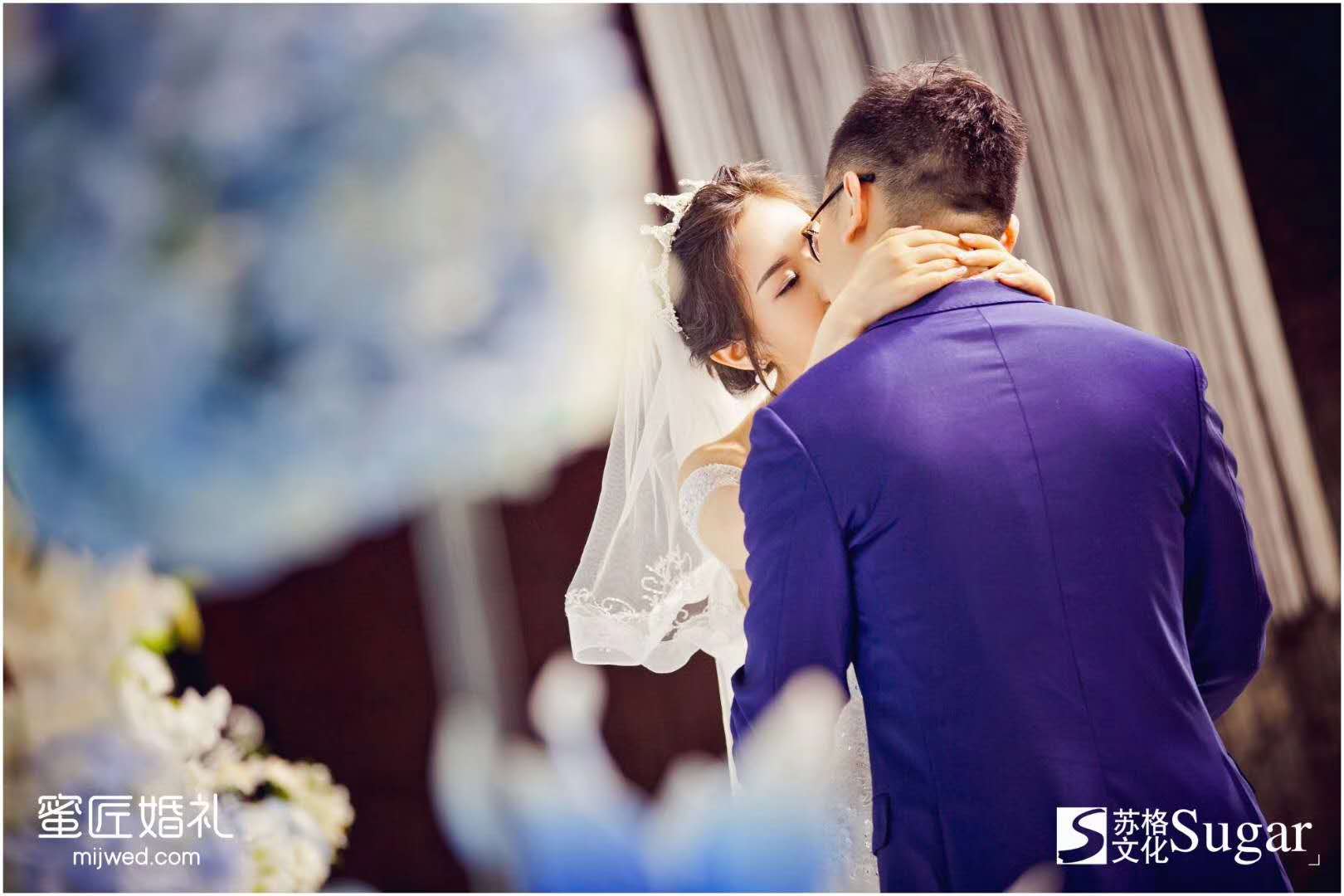 结婚纪念日说说怎么写 致自己结婚纪念日说说