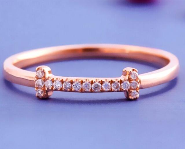 玫瑰金戒指和铂金戒指的区别 铂金戒指的保养方法