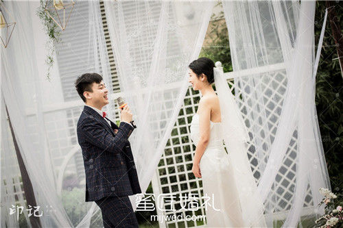 结婚五年纪念日朋友圈说说 5年纪念日的微信说说