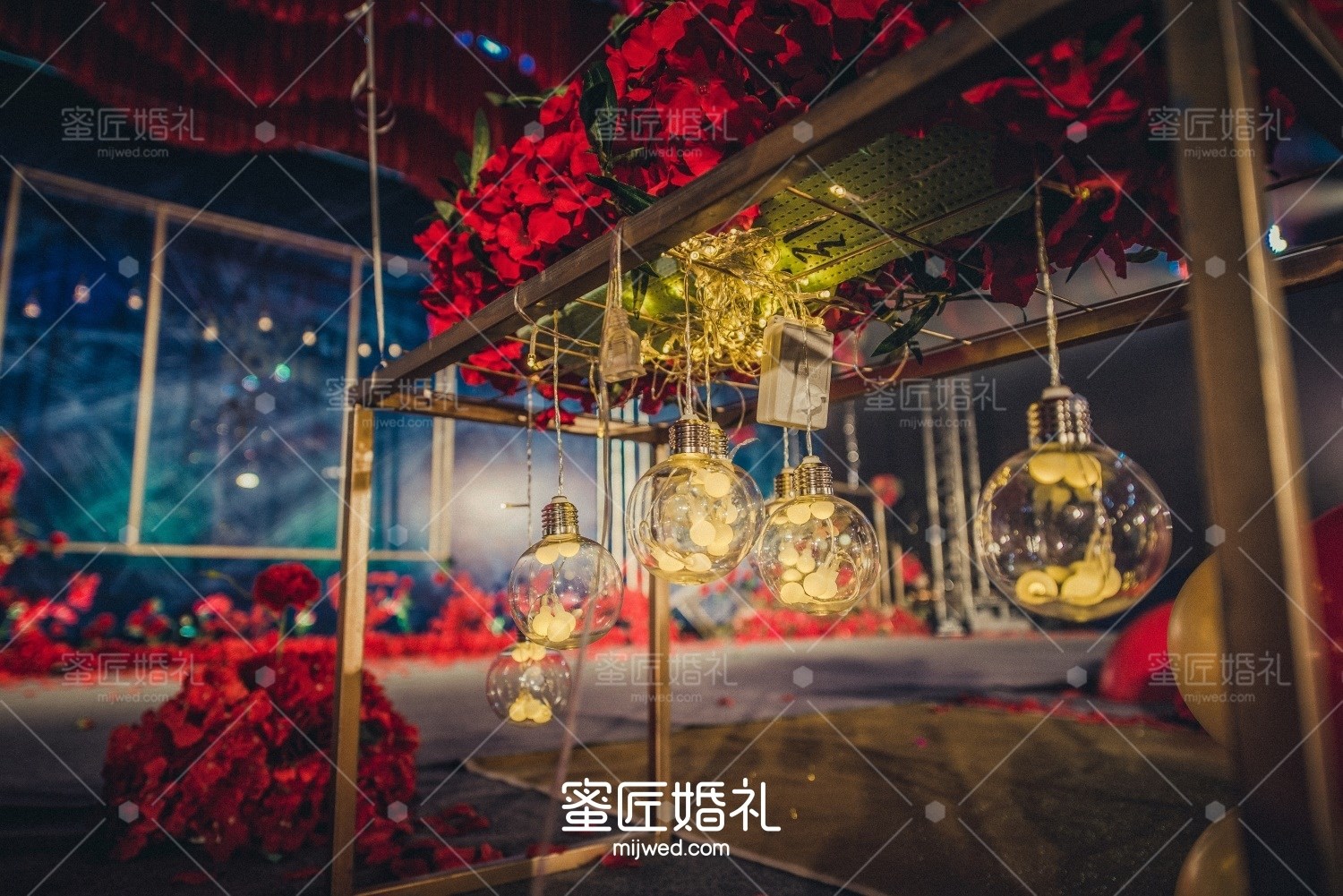 接到手捧花该说些什么 伴娘接捧花的发言词