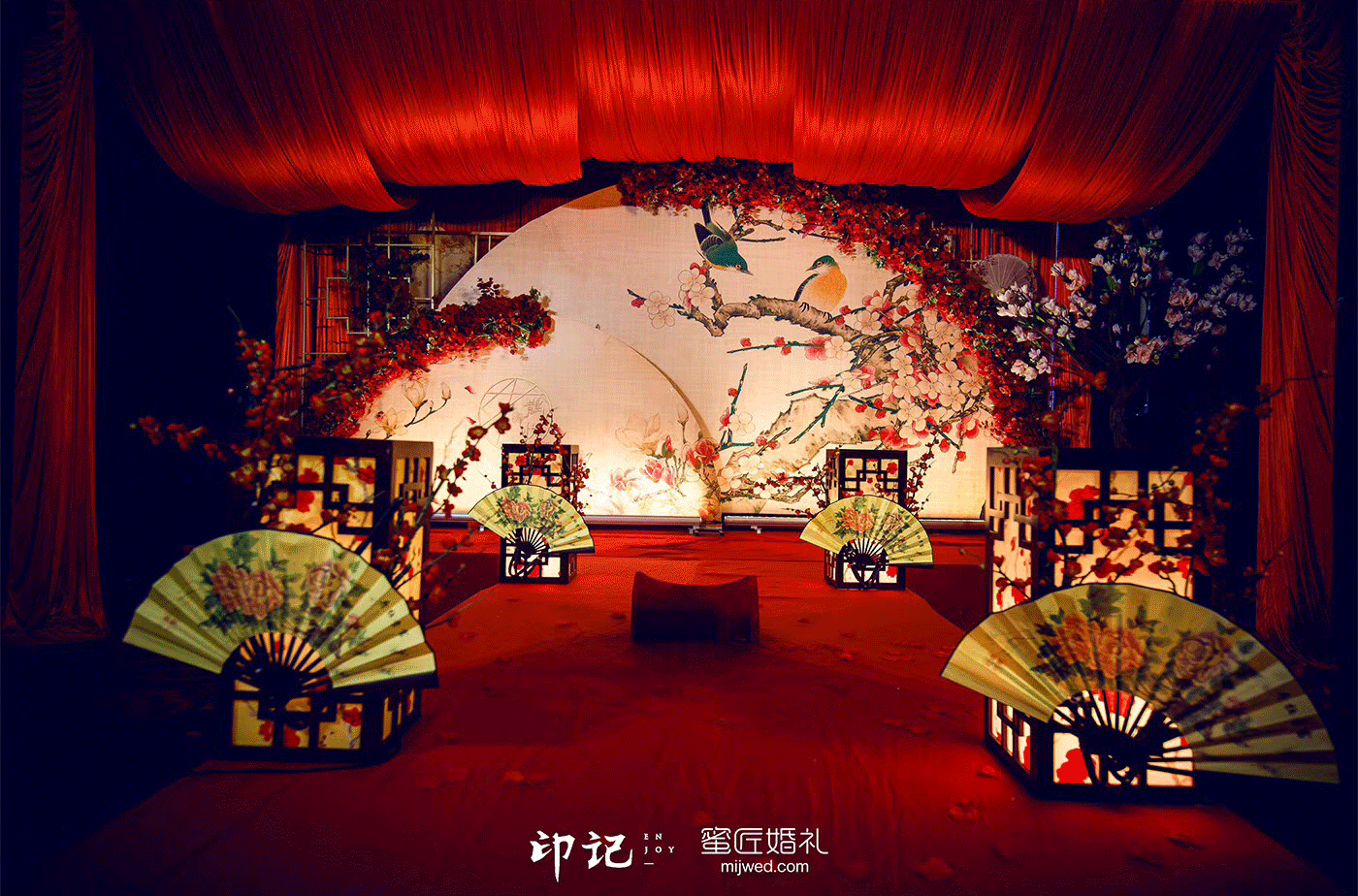 中式出阁宴主持词 较新出阁酒宴主持词