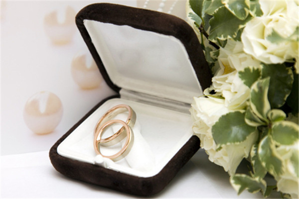 求婚戒指品牌 结婚戒指品牌排行榜