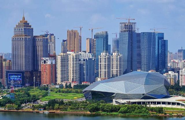 8月份度蜜月去哪里好 8月份适合蜜月的地方