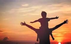 父亲节祝福语简短独特和应该给多少钱 2019父亲节祝福语简短独特句子大全