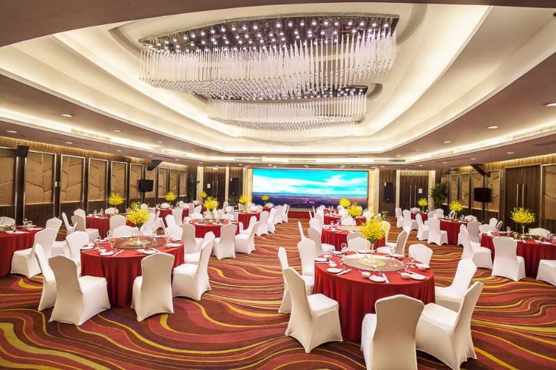 五星级酒店预订婚宴 五星级婚宴酒店预订多少钱