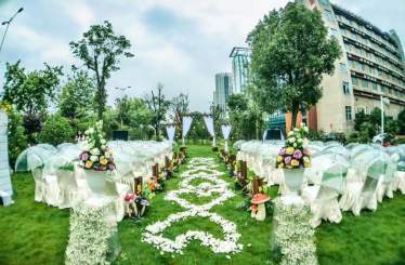 婚宴菜单如何安排合理 婚宴菜单推荐大全