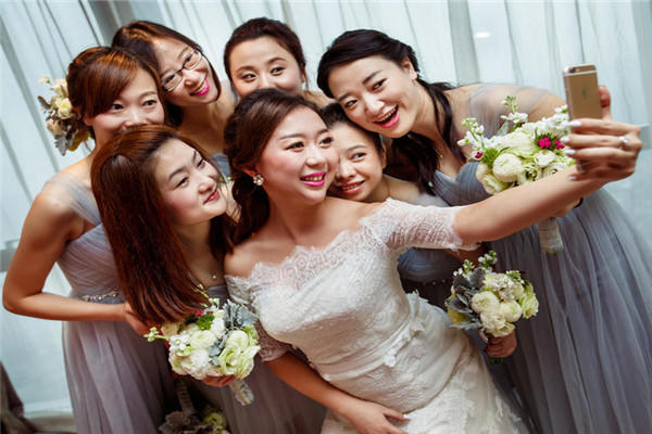 新婚祝语简短精炼2019 早生贵子搞笑版祝福语