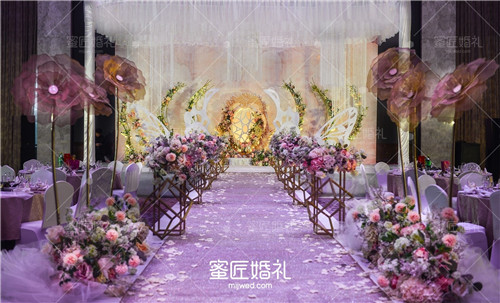 郑州婚宴酒店排行榜 郑州高档婚宴多少钱一桌