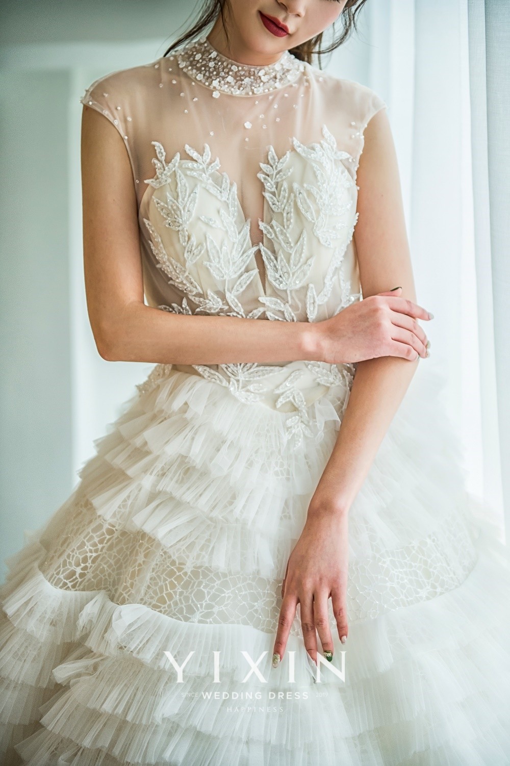 敬酒服和秀禾服的区别