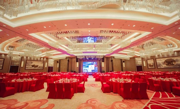 在酒店办订婚宴席价格