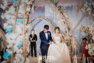 男方母亲婚礼简短致辞