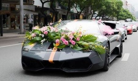 2020年郑州婚车价格一览表 2020年郑州婚车多少钱一辆