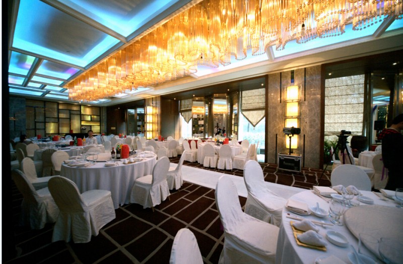 在酒店预订婚宴的价格 酒店预订结婚酒席价格