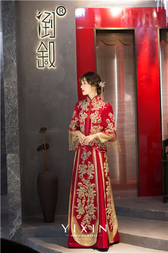 新款新娘结婚红色婚纱礼服