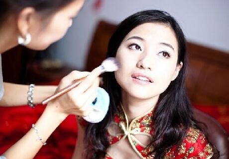 胖圆脸女生适合发型