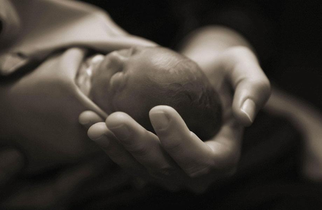 宝满月妈妈祝福语